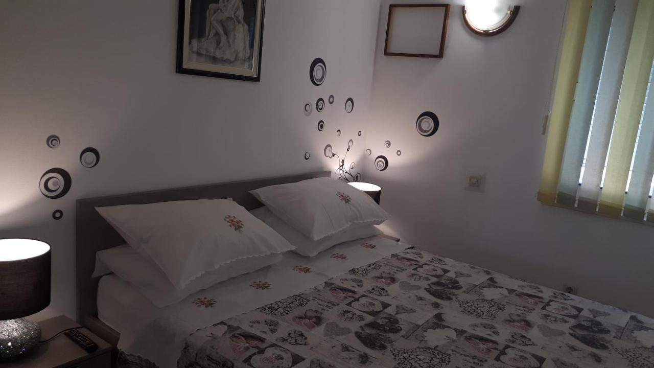 Apartments Ruzic Split Extérieur photo