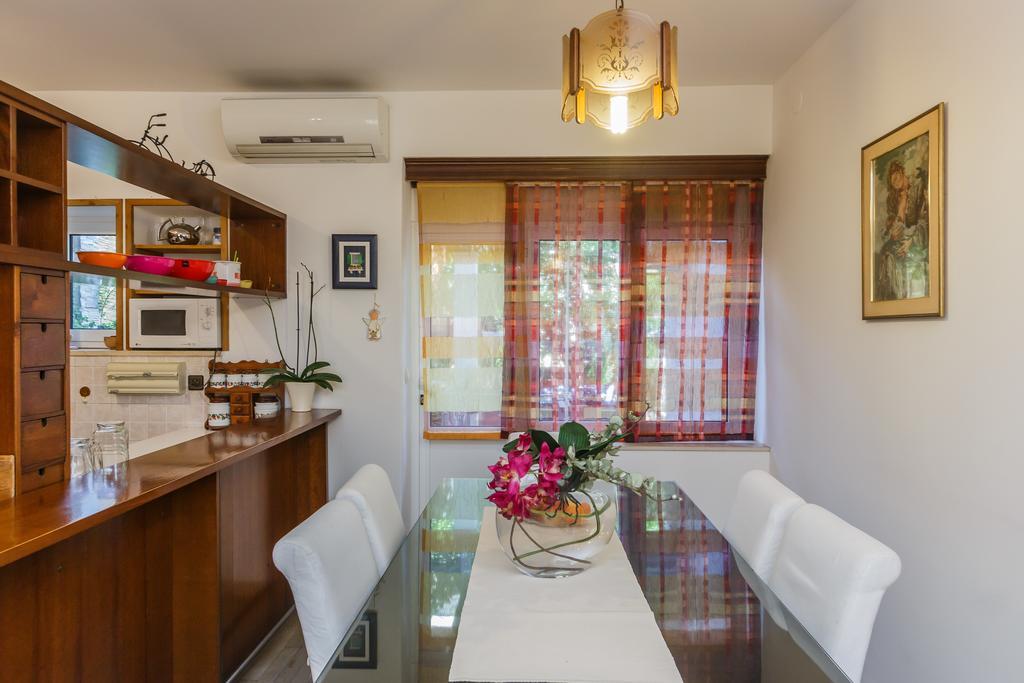 Apartments Ruzic Split Extérieur photo
